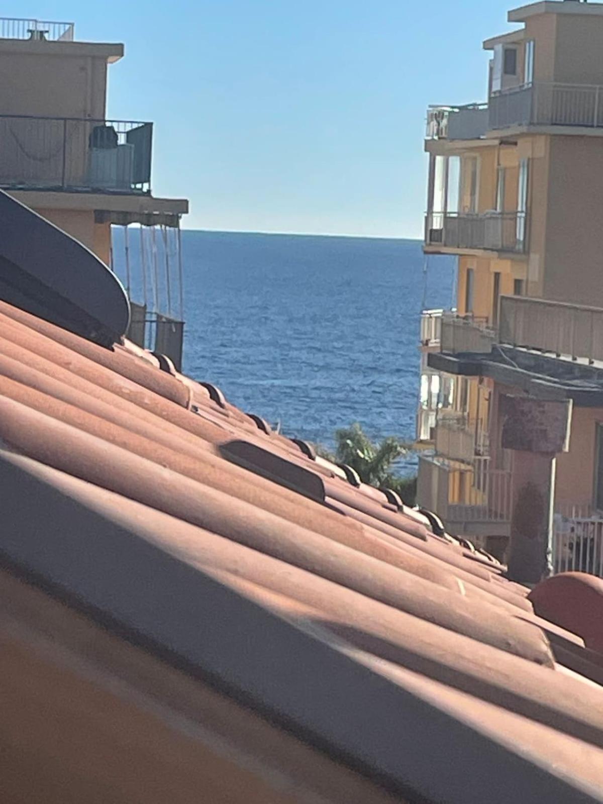 Sabrina Maison Chic Dolce Nido Sul Mare San Bartolomeo Al Mare Exterior foto